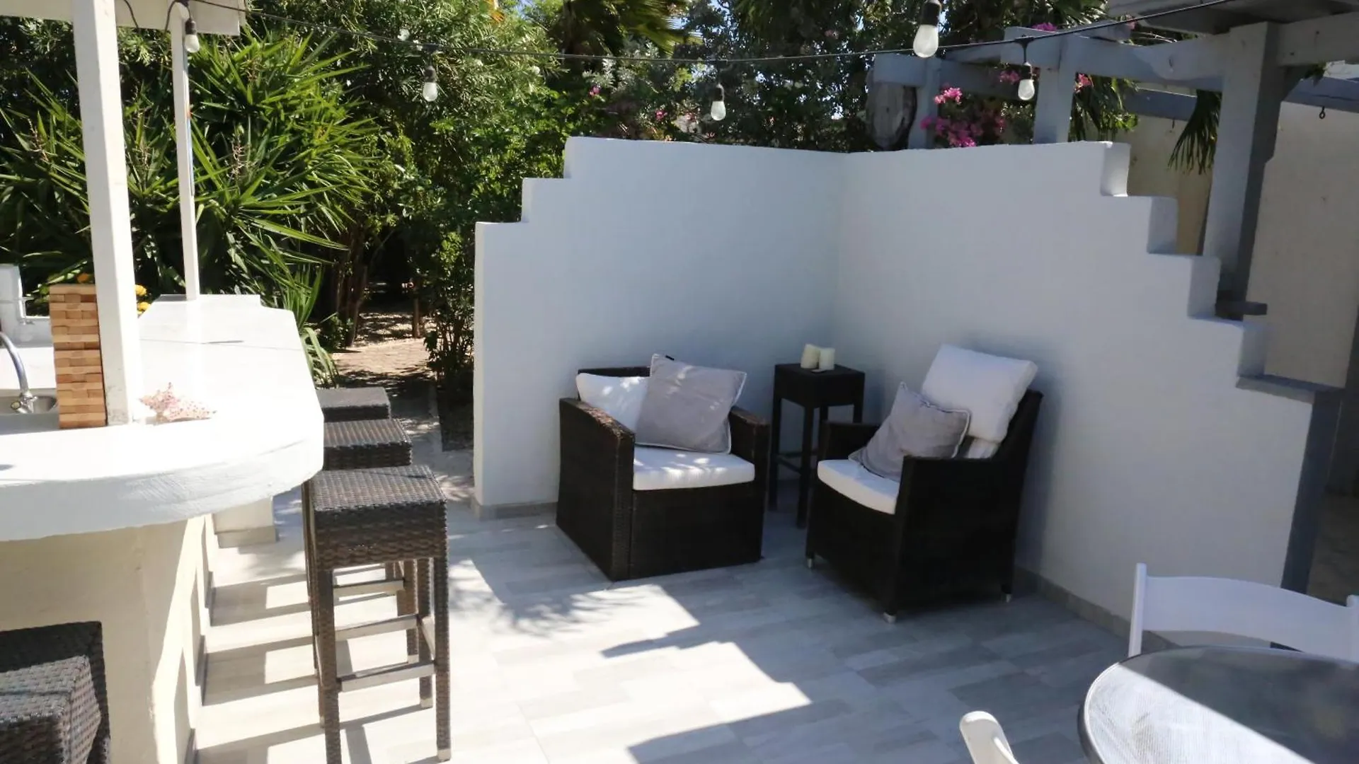 Aloe B&B Oranjestad Bed & Breakfast