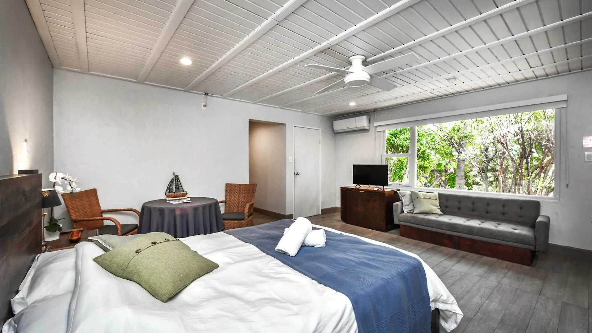 Bed & Breakfast Aloe B&B Oranjestad